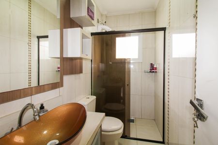 Casa de condomínio para alugar com 225m², 3 quartos e 3 vagas Casa de condomínio para alugar com 225m², 3 quartos e 3 vagasBanheiro