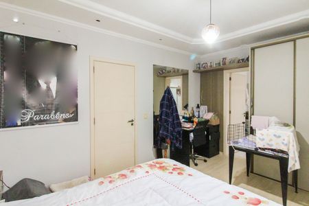 Casa de condomínio para alugar com 225m², 3 quartos e 3 vagas Casa de condomínio para alugar com 225m², 3 quartos e 3 vagasSuíte 2
