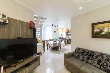 Casa de condomínio para alugar com 225m², 3 quartos e 3 vagas Casa de condomínio para alugar com 225m², 3 quartos e 3 vagasSala 1