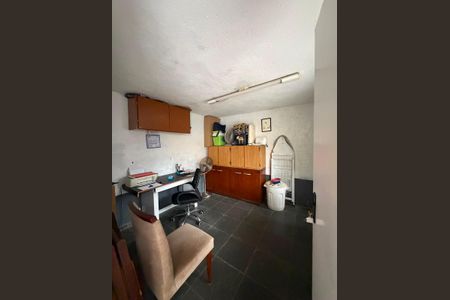 Casa à venda com 115m², 2 quartos e 2 vagas