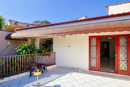 Varanda de casa à venda com 3 quartos, 129m² em Jardim Ana Maria, São Paulo