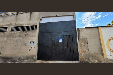 fachada / plaquinha instalada  de apartamento para alugar com 1 quarto, 33m² em Vargem das Flores, Betim
