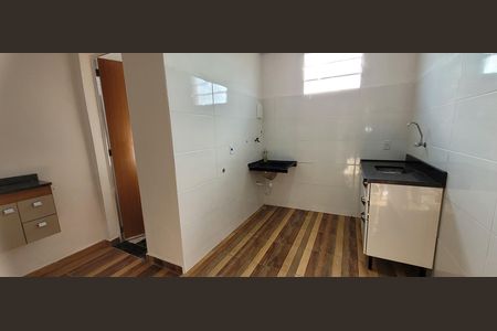 cozinha  de apartamento para alugar com 1 quarto, 33m² em Vargem das Flores, Betim