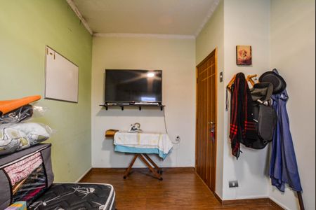 Casa à venda com 200m², 3 quartos e 2 vagas Casa à venda com 200m², 3 quartos e 2 vagasQuarto 2