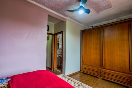 Casa à venda com 200m², 3 quartos e 2 vagas Casa à venda com 200m², 3 quartos e 2 vagasQuarto Suíte