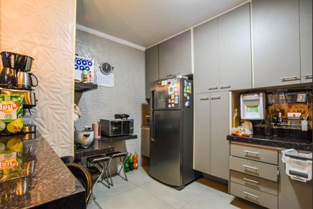 Casa à venda com 200m², 3 quartos e 2 vagas Casa à venda com 200m², 3 quartos e 2 vagasCozinha