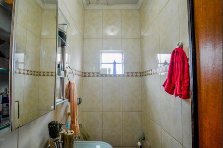 Casa à venda com 200m², 3 quartos e 2 vagas Casa à venda com 200m², 3 quartos e 2 vagasBanheiro da Suíte