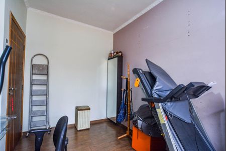 Casa à venda com 200m², 3 quartos e 2 vagas Casa à venda com 200m², 3 quartos e 2 vagasQuarto 1