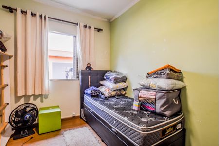 Casa à venda com 200m², 3 quartos e 2 vagas Casa à venda com 200m², 3 quartos e 2 vagasQuarto 2