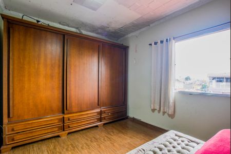 Casa à venda com 200m², 3 quartos e 2 vagas Casa à venda com 200m², 3 quartos e 2 vagasQuarto Suíte