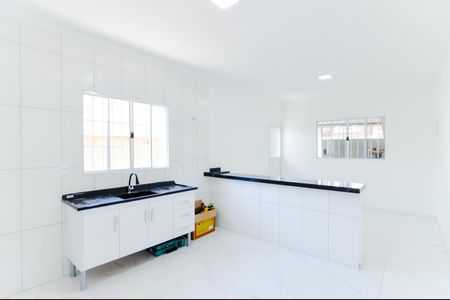 Cozinha de casa para alugar com 1 quarto, 42m² em Jardim Rosa de Franca, Guarulhos