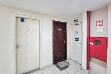 Apartamento à venda com 55m², 2 quartos e 1 vaga Apartamento à venda com 55m², 2 quartos e 1 vagaLockbox