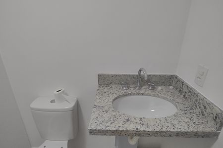 Apartamento à venda com 66m², 2 quartos e 2 vagas Apartamento à venda com 66m², 2 quartos e 2 vagasBanheiro