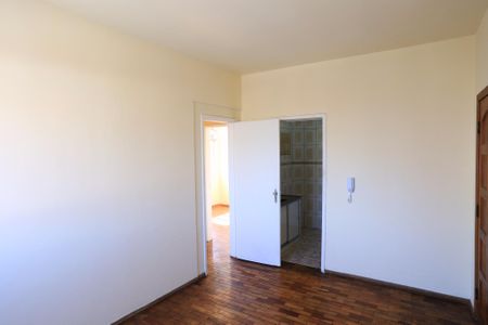 Sala de apartamento para alugar com 2 quartos, 64m² em Sagrada Família, Belo Horizonte