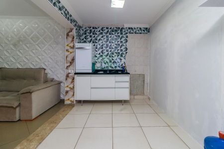Cozinha de casa para alugar com 2 quartos, 93m² em Jardim Atlantico, São Paulo