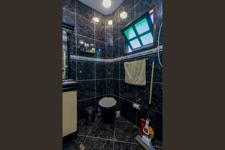 Casa para alugar com 93m², 2 quartos e 1 vaga Casa para alugar com 93m², 2 quartos e 1 vagaBanheiro