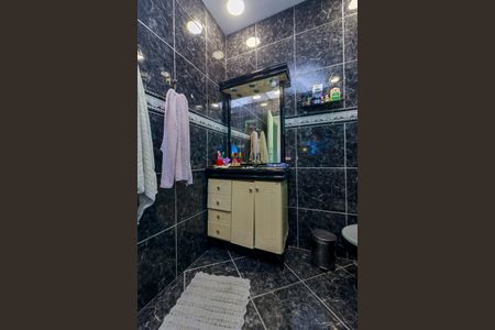 Casa para alugar com 93m², 2 quartos e 1 vaga Casa para alugar com 93m², 2 quartos e 1 vagaBanheiro
