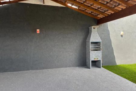 Área externa de casa para alugar com 2 quartos, 180m² em Jardim Mar e Ceu, Guarujá