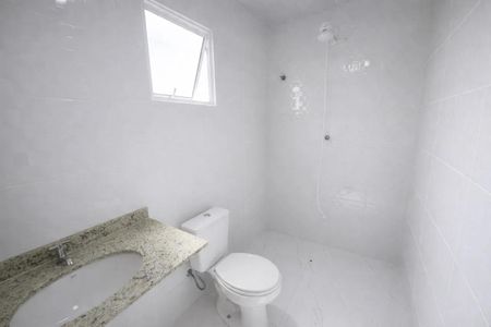 Banheiro de casa para alugar com 2 quartos, 180m² em Jardim Mar e Ceu, Guarujá