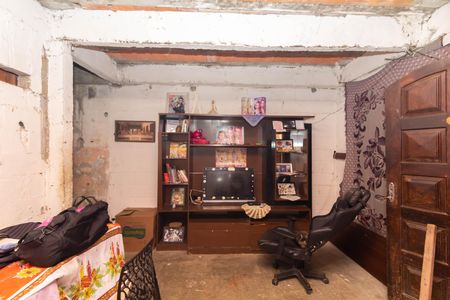 Casa à venda com 1 quarto, 70m² em Conjunto Habitacional Aguia de Haia, São Paulo