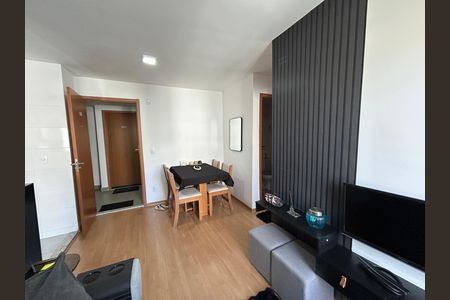 Apartamento para alugar com 47m², 2 quartos e 1 vagaSala