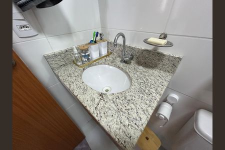 Apartamento para alugar com 47m², 2 quartos e 1 vagaBanheiro Social