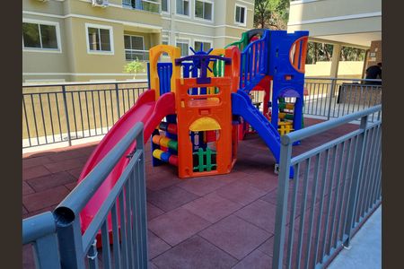 Apartamento para alugar com 47m², 2 quartos e 1 vaga Apartamento para alugar com 47m², 2 quartos e 1 vagaÁrea comum - Playground