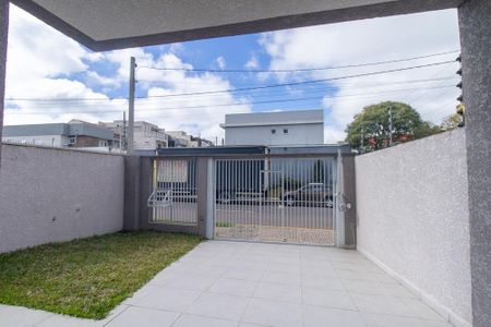 Casa à venda com 171m², 3 quartos e 2 vagas Casa à venda com 171m², 3 quartos e 2 vagasÁrea externa