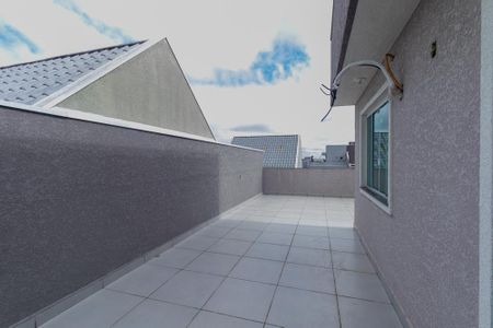 Casa à venda com 171m², 3 quartos e 2 vagas Casa à venda com 171m², 3 quartos e 2 vagasTerraço
