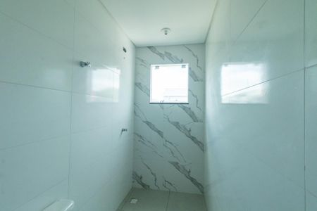 Casa à venda com 171m², 3 quartos e 2 vagas Casa à venda com 171m², 3 quartos e 2 vagasBanheiro da Suíte