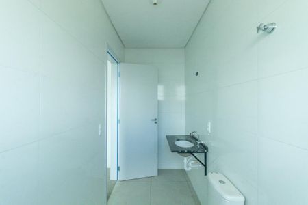 Casa à venda com 171m², 3 quartos e 2 vagas Casa à venda com 171m², 3 quartos e 2 vagasBanheiro da Suíte