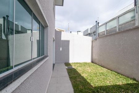 Casa à venda com 171m², 3 quartos e 2 vagas Casa à venda com 171m², 3 quartos e 2 vagasGardem