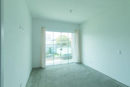 Casa à venda com 171m², 3 quartos e 2 vagas Casa à venda com 171m², 3 quartos e 2 vagasQuarto 1 Suite