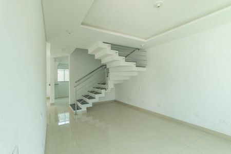 Casa à venda com 171m², 3 quartos e 2 vagas Casa à venda com 171m², 3 quartos e 2 vagasSala