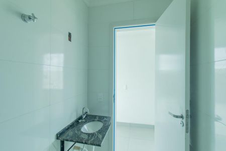 Casa à venda com 171m², 3 quartos e 2 vagas Casa à venda com 171m², 3 quartos e 2 vagasBanheiro Social