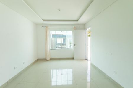 Casa à venda com 171m², 3 quartos e 2 vagas Casa à venda com 171m², 3 quartos e 2 vagasSala