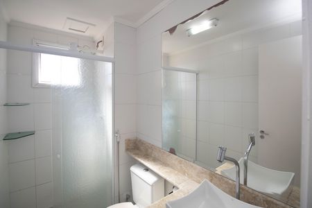Banheiro  de apartamento para alugar com 2 quartos, 55m² em Protendit, São Paulo