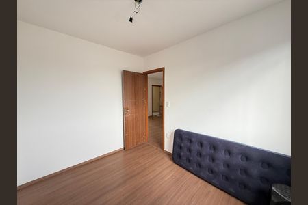 Quarto 1 de apartamento à venda com 2 quartos, 47m² em Praia, Contagem