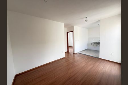 Apartamento à venda com 2 quartos, 47m² em Praia, Contagem