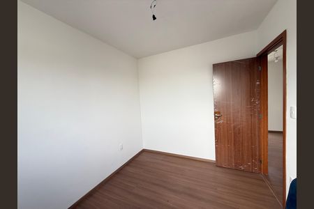Quarto 1 de apartamento à venda com 2 quartos, 47m² em Praia, Contagem