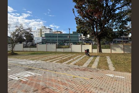 Apartamento para alugar com 47m², 2 quartos e 1 vaga Apartamento para alugar com 47m², 2 quartos e 1 vagaGaragem