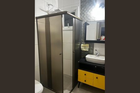Casa à venda com 3 quartos, 90m² em Niterói, Canoas