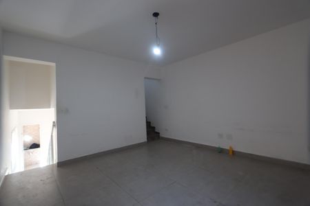 Sala de casa à venda com 2 quartos, 120m² em Vila Portuguesa, São Paulo