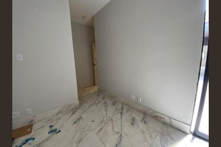 Casa à venda com 3 quartos, 140m² em Jardim Bandeirantes (Zona Norte), São Paulo