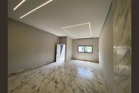 Casa à venda com 3 quartos, 140m² em Jardim Bandeirantes (Zona Norte), São Paulo