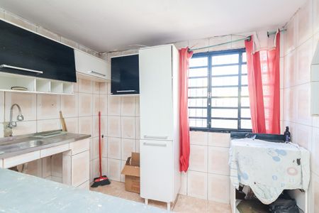 Cozinha de apartamento para alugar com 2 quartos, 60m² em C. H. Santa Etelvina, São Paulo