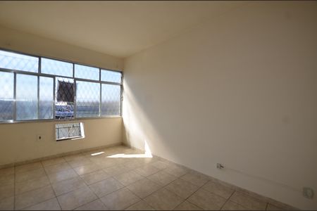 Sala de apartamento para alugar com 2 quartos, 69m² em Vila Valqueire, Rio de Janeiro