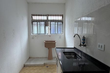 Cozinha e Área de Serviço de apartamento para alugar com 2 quartos, 50m² em Castelo, Santos