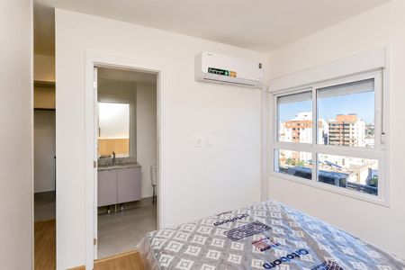Quarto de kitnet/studio para alugar com 1 quarto, 27m² em Passo d’Areia, Porto Alegre