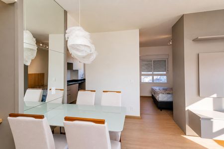 Sala de kitnet/studio para alugar com 1 quarto, 27m² em Passo d’Areia, Porto Alegre